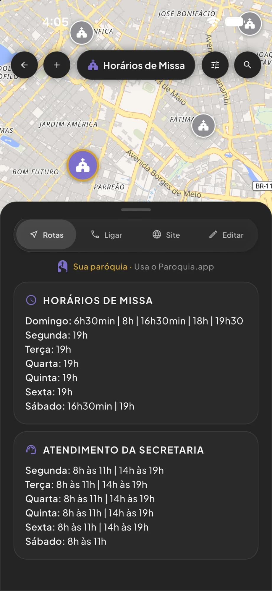 Tela Horários de Missa no celular: mapa no topo e, embaixo, o card da paróquia com os horários de missa e de atendimento da secretaria